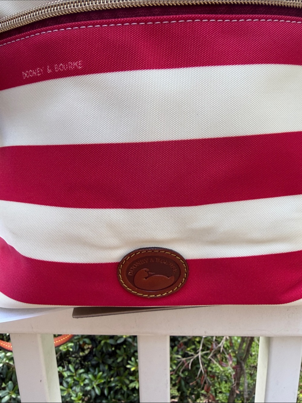 25$ LOW Dooney & Bourke Pink and White Striped Crossbody Bag GUC - Picture 5 of 16